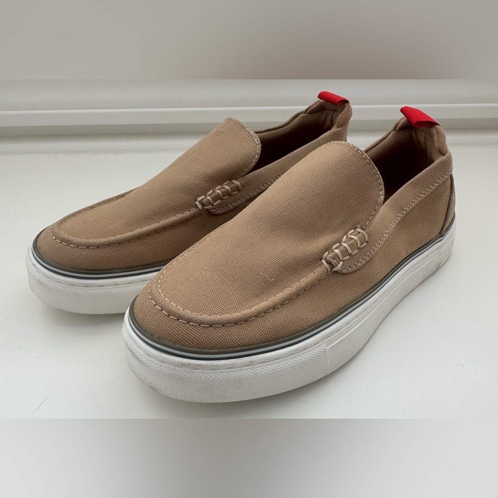 Nordstrom Boys Canvas Slip On Boat Shoe EUC Size 3‎